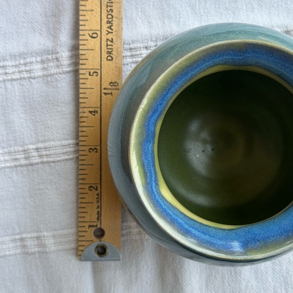 Beautiful blue handmade pottery vase - Picture 3 of 8